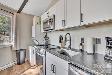 Welcome to 109 Beechwood Lane in Beech Mountain, NC - your ideal - photo 32