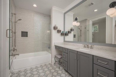 LIKE-NEW CUSTOM GOLF COURSE HOME POSITIONED ALONG THE 8TH HOLE - photo 36