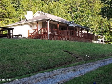 This very lovely home is in an exceptionally desirable setting - photo 39