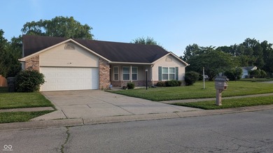 Welcome to this beautifully updated 3-bedroom home features a - photo 2