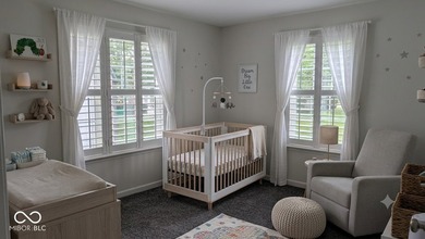 Welcome to this beautifully updated 3-bedroom home features a - photo 4