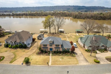 Arkansas River - Pulaski County Home For Sale in Maumelle Arkansas