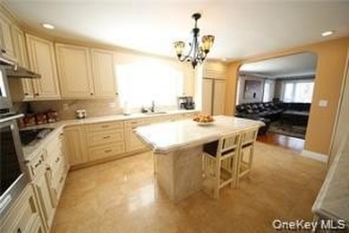 Great opportunity to own a beautiful renovated home on a 50 x - photo 7