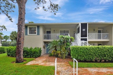 (private lake, pond, creek) Condo For Sale in Boynton Beach Florida