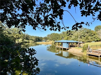Lake Lot For Sale in Marquez, Texas