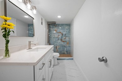 COME SEE THIS STUNNING, PROFESSIONALLY UPDATED 1 BEDROOM/1.5 - photo 6