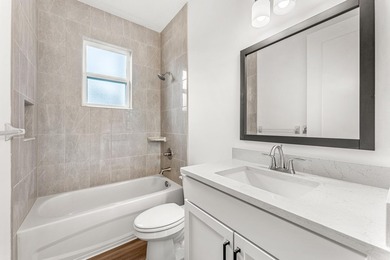 Welcome to your dream home, where modern elegance meets - photo 20