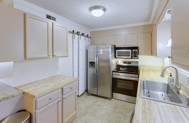 Seller Motivated. New Price. Freshly painted 3BR/1.5BA 2-story W - photo 3