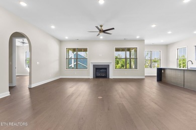 MOVE IN READY! Located in Farmstead -just minutes from the lake - photo 23