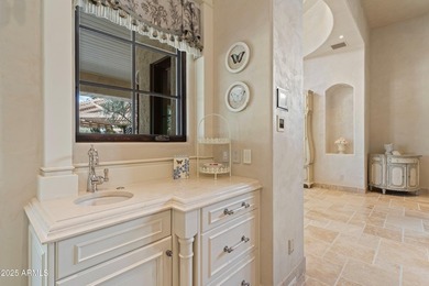 Nestled in the coveted heart of Paradise Valley, this - photo 39