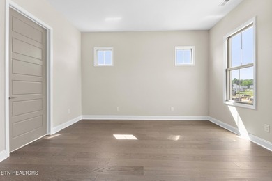 MOVE IN READY! Located in Farmstead -just minutes from the lake - photo 40