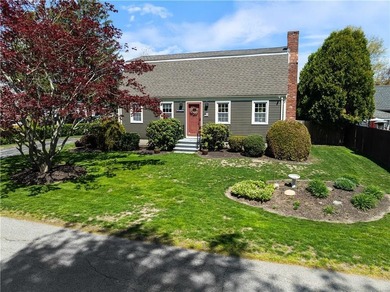 This beautifully maintained home truly shows the care and pride - photo 1