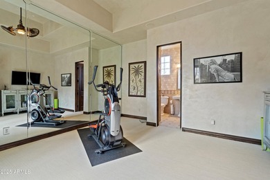 Nestled in the coveted heart of Paradise Valley, this - photo 44