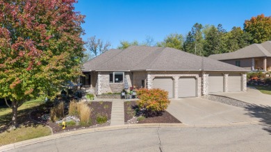 Lake Condo For Sale in Fort Atkinson, Wisconsin