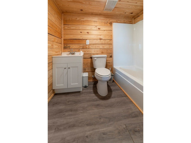Escape to the lake in this beautifully updated 3-bedroom, 3-bath - photo 18