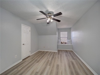 Welcome to 2306 Park Wood Drive ! This nicely updated Oak Ridge - photo 21