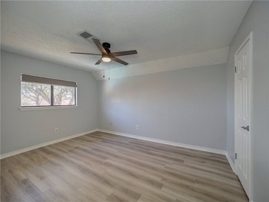 Welcome to 2306 Park Wood Drive ! This nicely updated Oak Ridge - photo 25