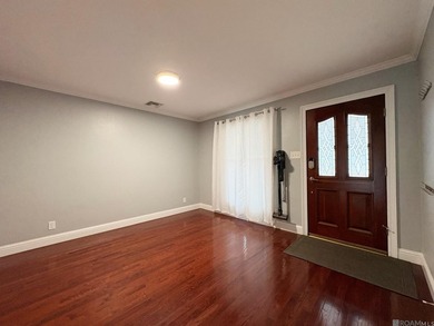 Charming and well maintained brick home in the heart of - photo 3