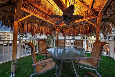 Just one property off Flagler Drive and three blocks from the - photo 37