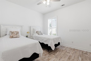 Prime North Side location with incredible golf course views! - photo 50