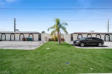 Discover this well-maintained end-unit condo offering comfort - photo 5