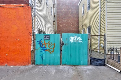 Exceptional mixed-use investment opportunity on a prime corner - photo 12