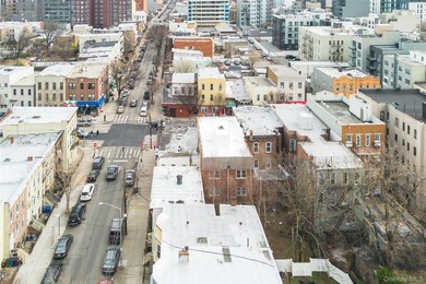 Exceptional mixed-use investment opportunity on a prime corner - photo 15