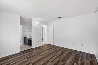 Virtually Staged. Welcome home to this charming and move-in - photo 20