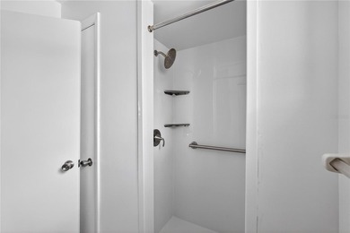 Virtually Staged. Welcome home to this charming and move-in - photo 23