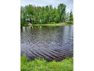 Arrowhead Lake Lot For Sale in Pocono Lake Pennsylvania