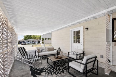 Virtually Staged. Welcome home to this charming and move-in - photo 35