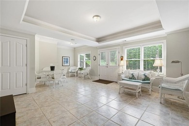 Perfectly positioned on the 4th fairway in Polo Golf & Country - photo 36