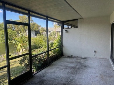 Welcome to this stunning and spacious 3-bedroom, 2.5-bathroom - photo 36