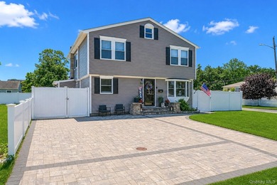 Immaculate, Completely Renovated 4-Bedroom, 2-Bath Colonial - photo 1