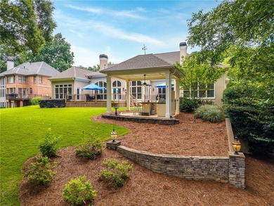 Perfectly positioned on the 4th fairway in Polo Golf & Country - photo 46