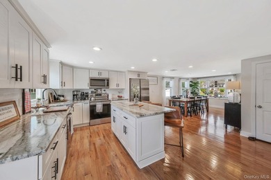 Immaculate, Completely Renovated 4-Bedroom, 2-Bath Colonial - photo 7