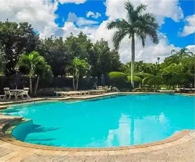 3-Bed, 2-Bath & 2-Car Garage, Located In The Desirable Gated - photo 2