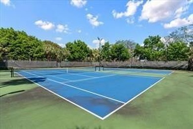 3-Bed, 2-Bath & 2-Car Garage, Located In The Desirable Gated - photo 6