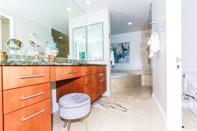 Living the Kakaako Life!!! Beautiful 3 Bedroom 2.5 Bath - photo 8