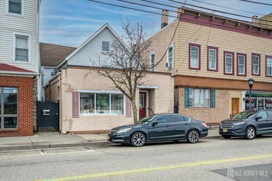 Amazing opportunity to Own a Mixed Use Building. This Beautiful - photo 3