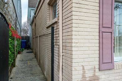 Amazing opportunity to Own a Mixed Use Building. This Beautiful - photo 4