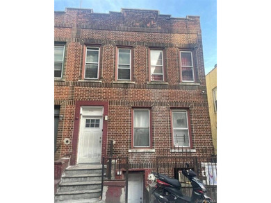Excellent investment opportunity in the Bronx! Well-maintained - photo 1