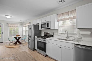 Picture-perfect and move-in ready, this beautifully renovated - photo 11