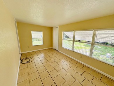 Perfect weekend retreat or full time Florida living! Escape to - photo 14