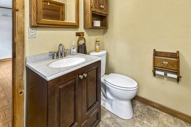 This beautifully maintained 3-bedroom, 2-full-bathroom home - photo 20
