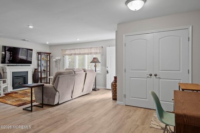 Picture-perfect and move-in ready, this beautifully renovated - photo 24