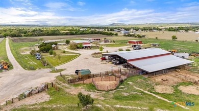 Discover a premier 45-acre cross-fenced ranch in Florence, Texas - photo 3