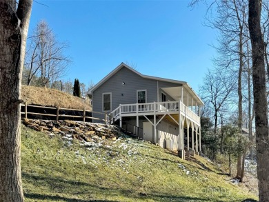 Lake Home For Sale in Sylva, North Carolina