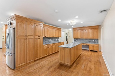 Prestigious South Lindenmere extended custom ranch offering - photo 13