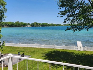 MOTIVATED SELLER! Remodeled home on beautiful NORTH TWIN LAKE! - photo 3